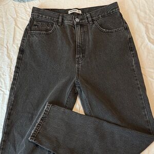 Pull&Bear Washed Black High-Rise Mom Jeans
